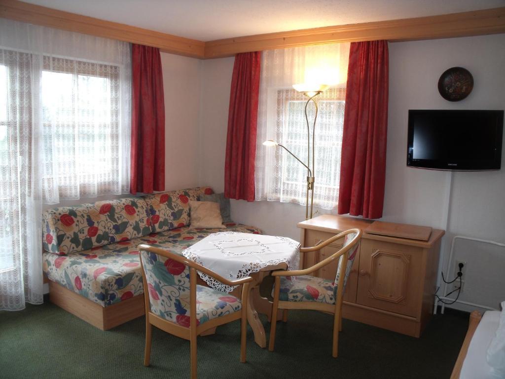 Gasthof Edelbrunn Hotel Ramsau am Dachstein Room photo